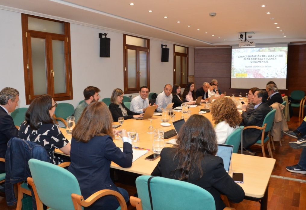 ACPO, presente en la reunión sectorial de flor cortada y planta ornamental convocada por el Ministerio